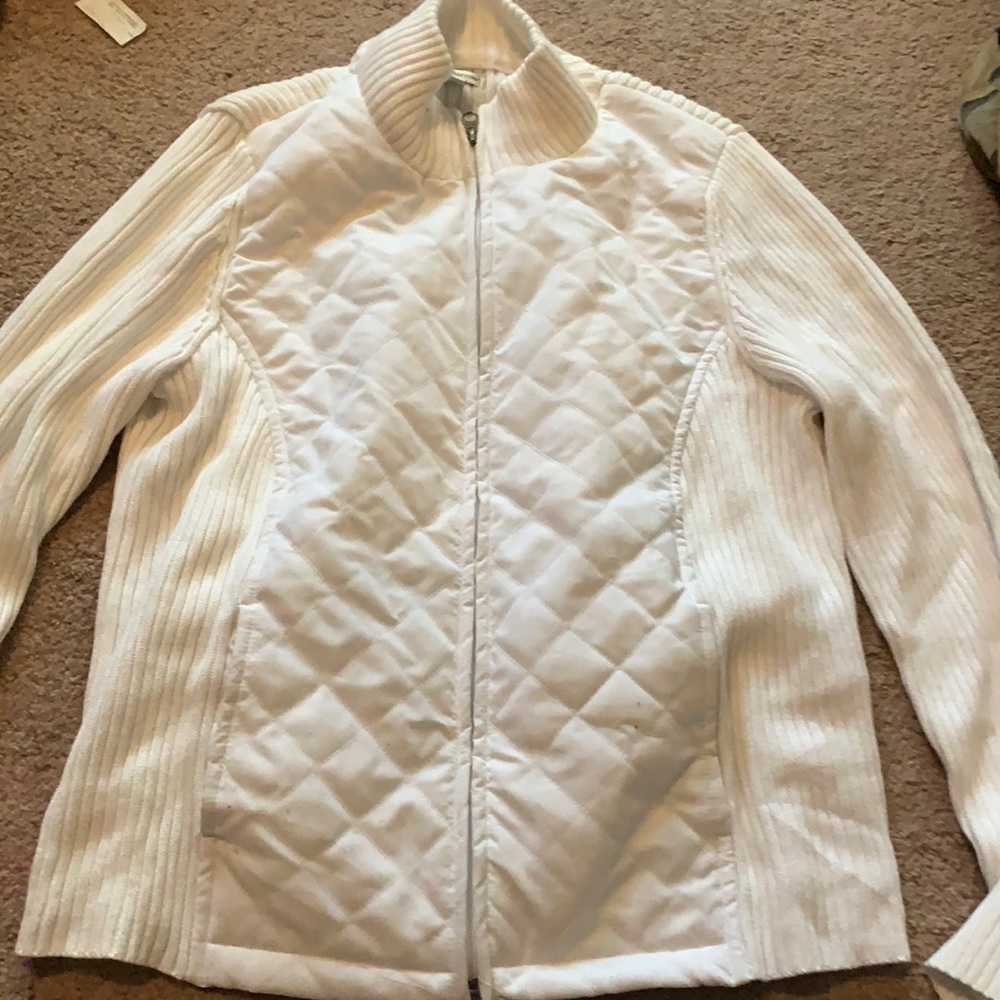 white ribbed jacket